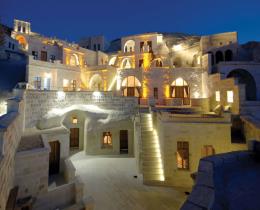 Phocas Cave Suites