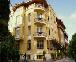 Uyan Hotel