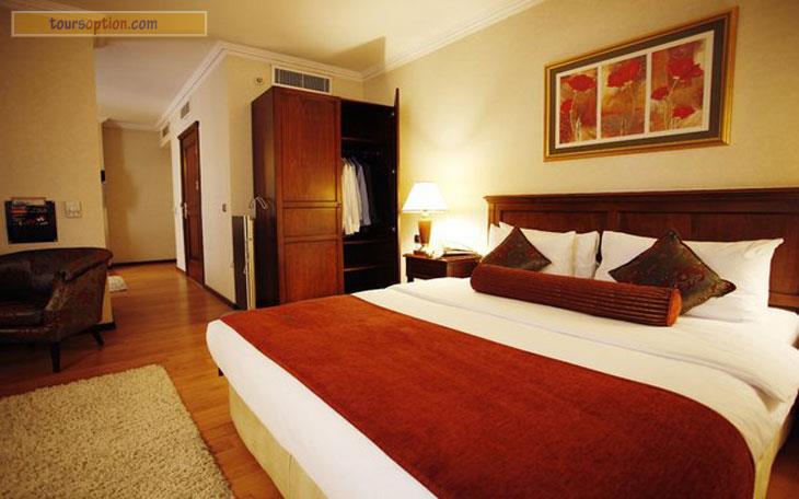 Lares Park Hotel