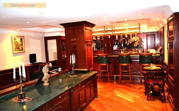 Seres Hotel