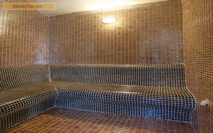 Carlton Hotel