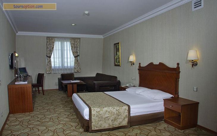 Lady Diana Hotel