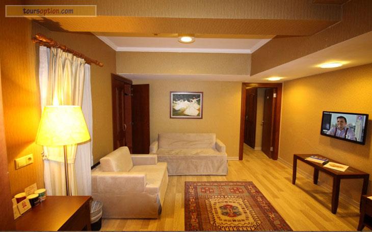 Mina Hotel