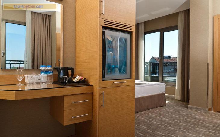 Riva Hotel