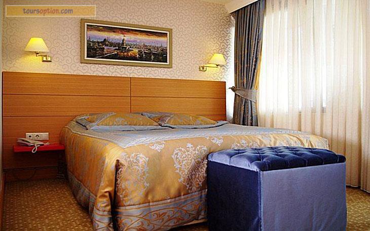 Almina Hotel
