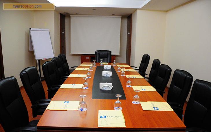 Feronya Hotel