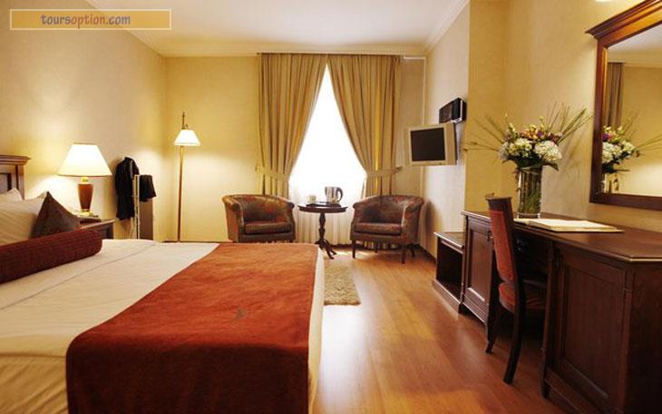 Lares Park Hotel