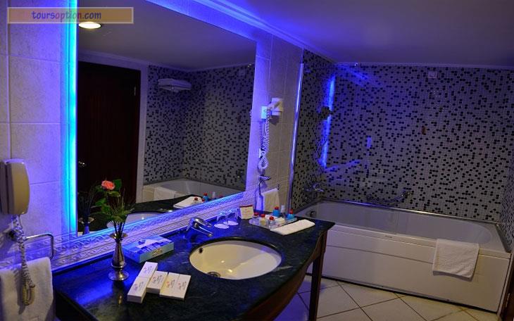 Grand Cevahir Hotel