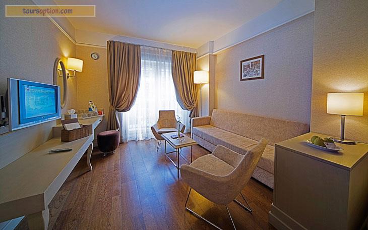 Faros Old City Hotel