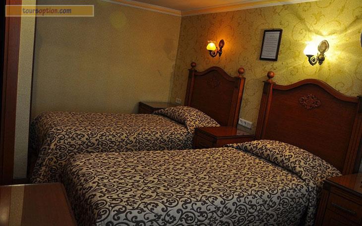 Kaya Madrid Hotel