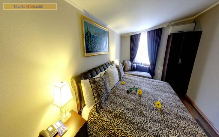 Adela Airport Hotel