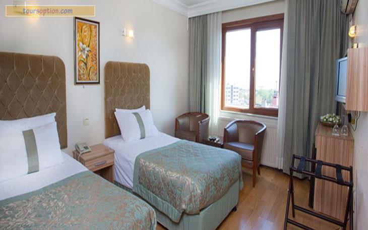Grand Ant Hotel