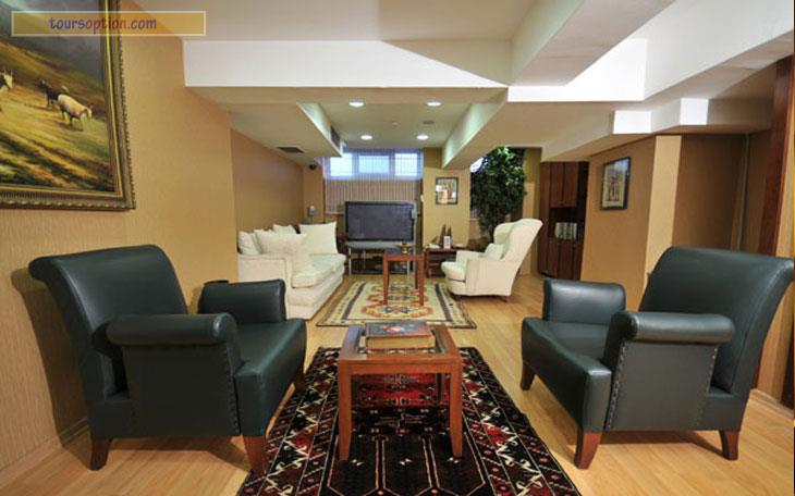 Mina Hotel