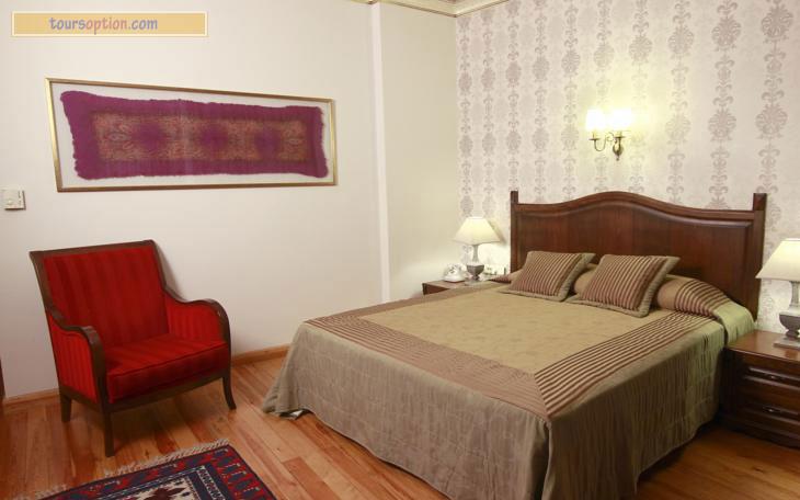 Uyan Hotel