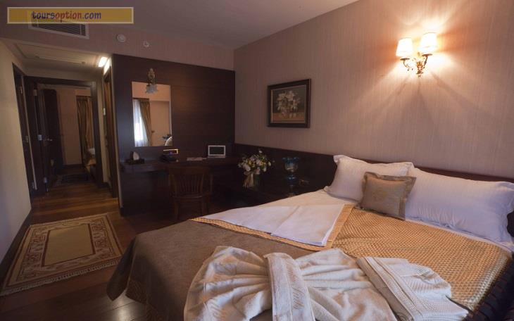 Burckin Suites Hotel