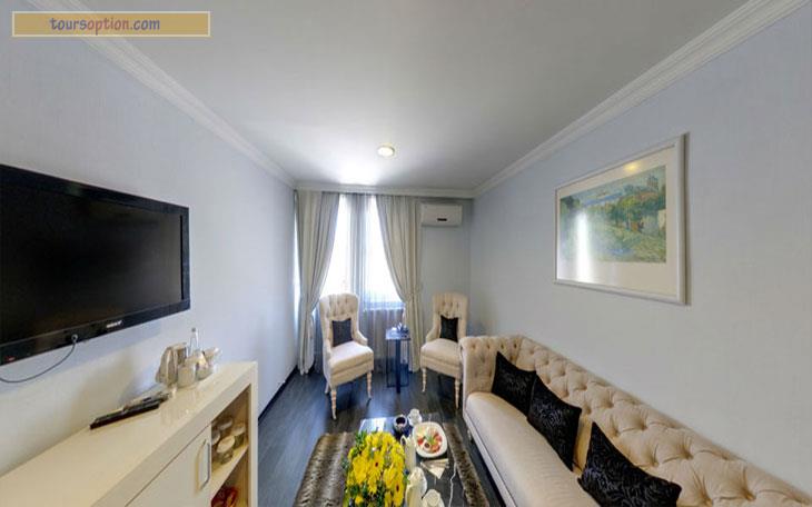 Adela Airport Hotel