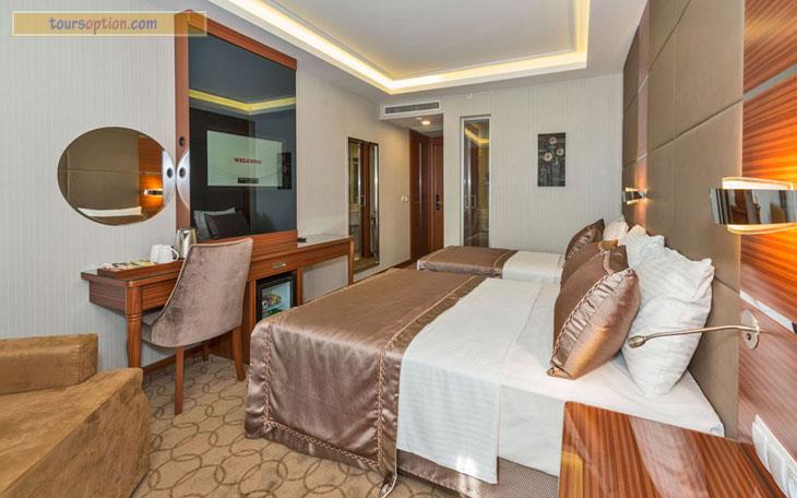 Glorious Hotel