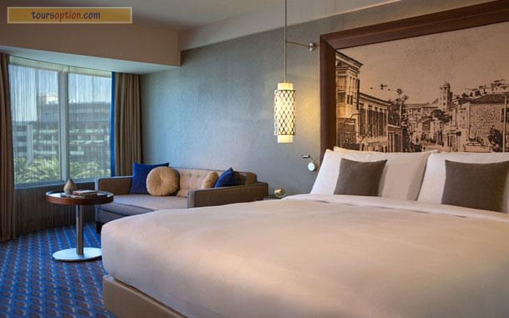 Renaissance Izmir Hotel 