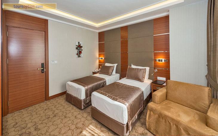 Glorious Hotel