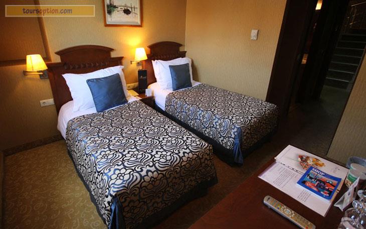 Mina Hotel