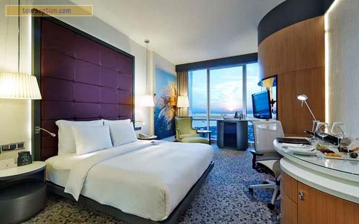 DoubleTree by Hilton Moda