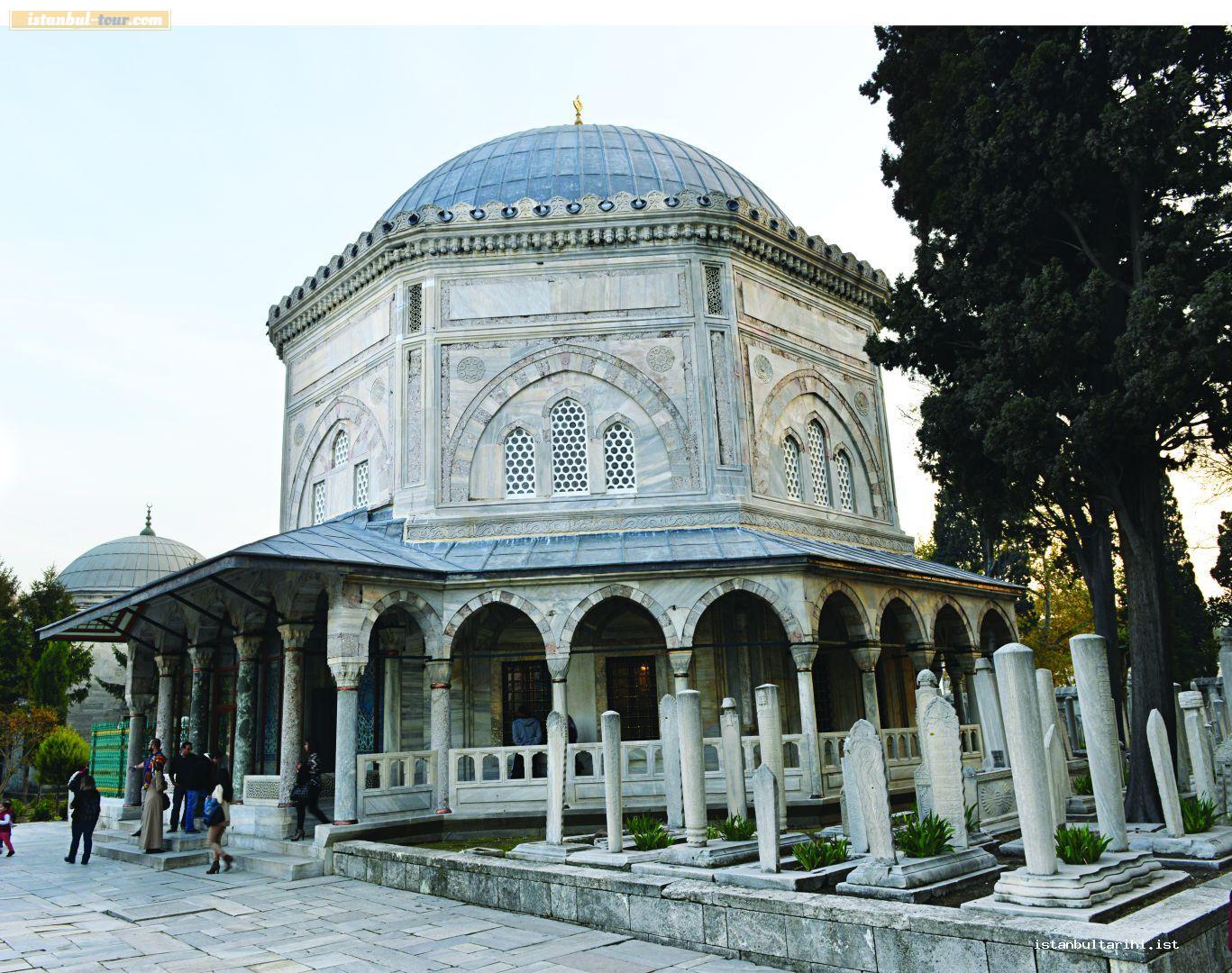 5 Kanuni Sultan Suleyman Turbesi Jpg