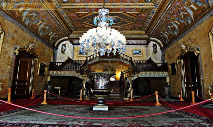 Dolmabahce Place