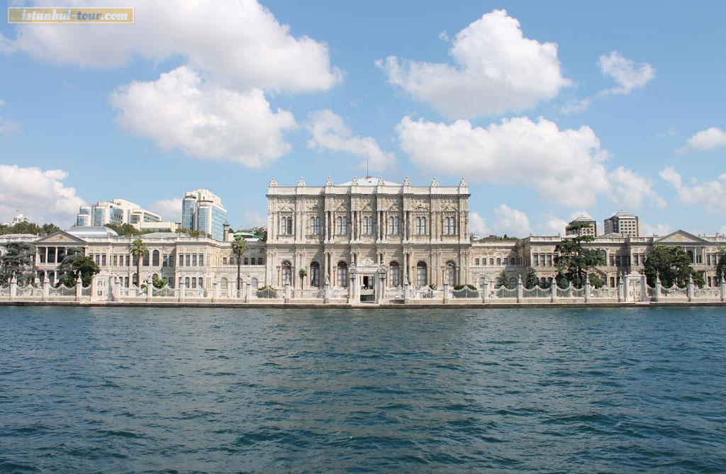 Dolmabahce_palace Jpg